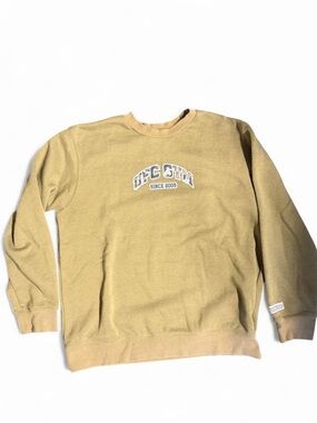 UFC Gym Men’s Large Tan Crewneck Sweatshirt